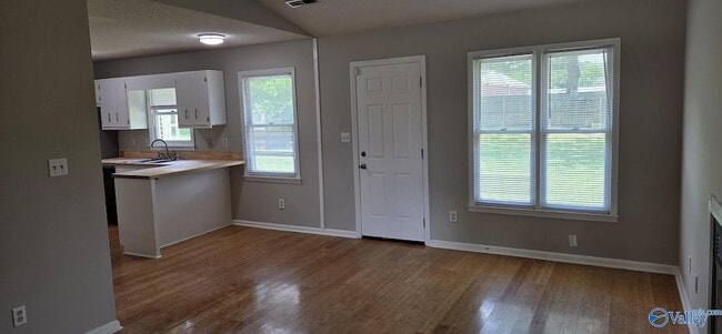 Photo - 6000 NW Cherokee Hls Dr