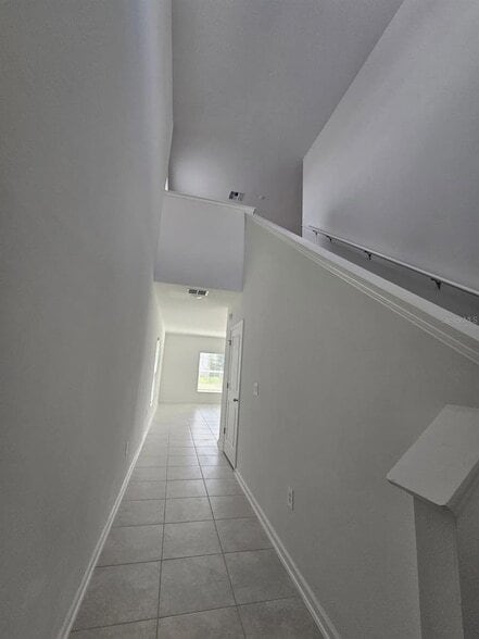 Photo - 1734 Foreman Rd