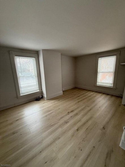 Photo - 332 Belleville Ave