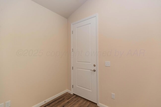 Photo - 7605 Beck Dr