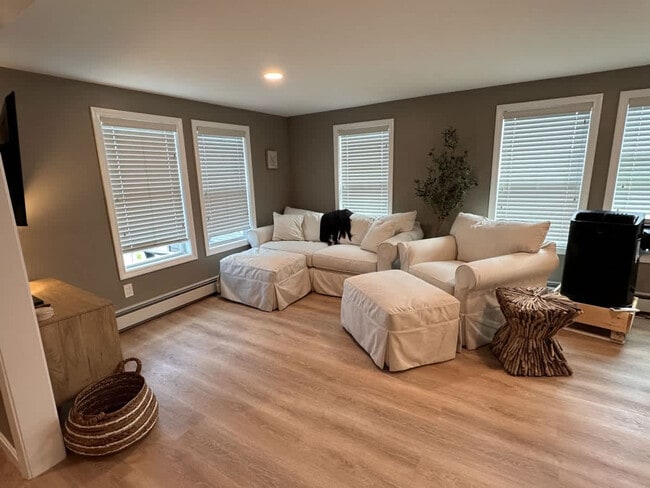 Photo - 301 Portsmouth Ave Unit ID1312414P