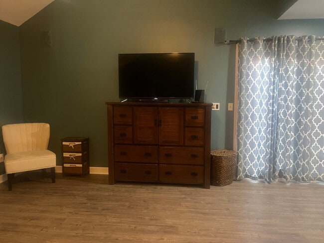 Photo - 47 Arabian Dr Unit ID1359003P