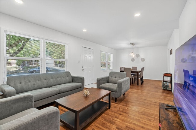 Photo - 1415 Lindsay Ln Unit SI ID1472900P