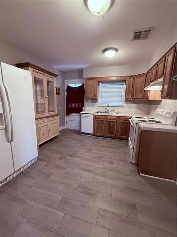 Photo - 22294-96 Grover St