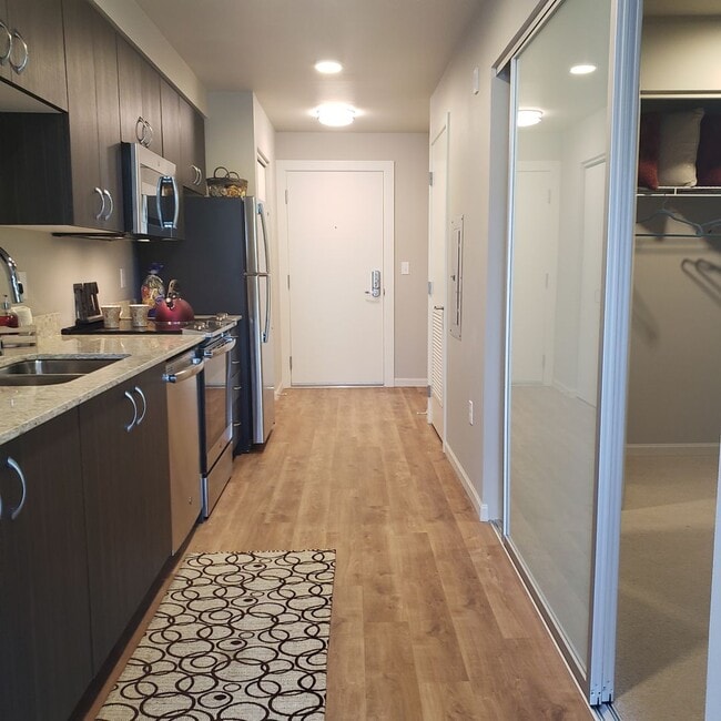 Photo - CityScape: Leasing Specials! Newly Renovated Premier Location in Bellevue, Rooftop Entertainment ...