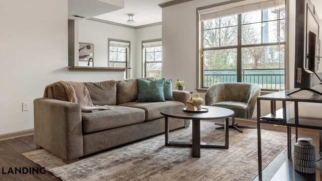 Building Photo - 2000 Monroe Pl NE Unit 7311