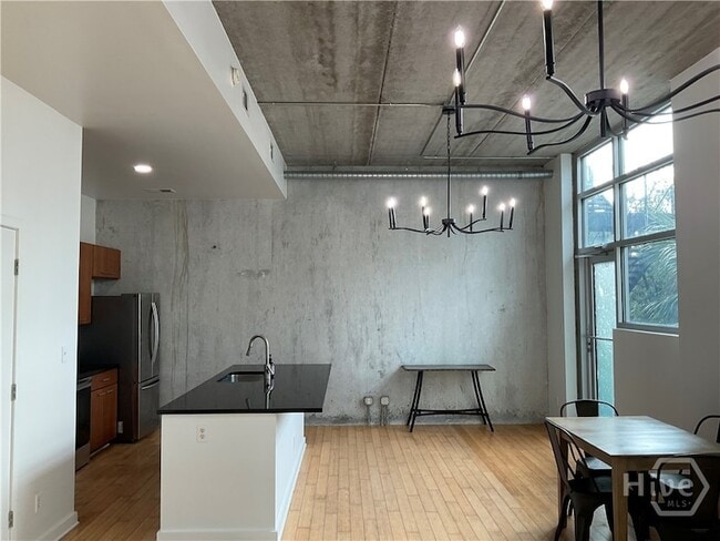 Photo - 545 Berrien St Unit I