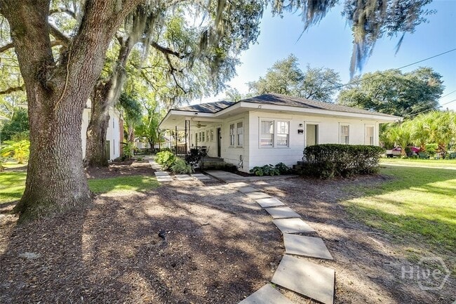 Photo - 1317 E 38th St