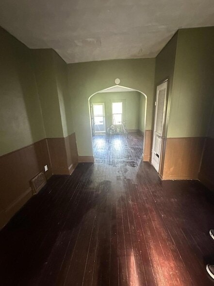 Photo - 642 Berry St
