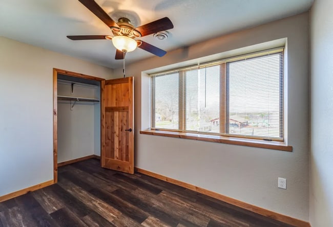 Photo - Sunset Place Apartments