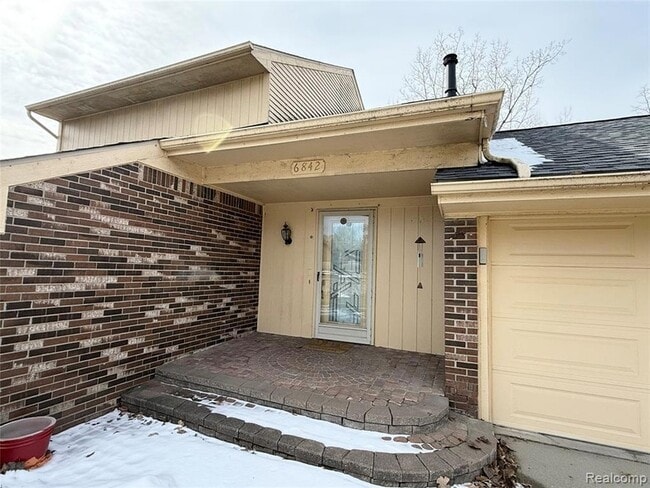 Photo - 6842 Indian Creek Dr