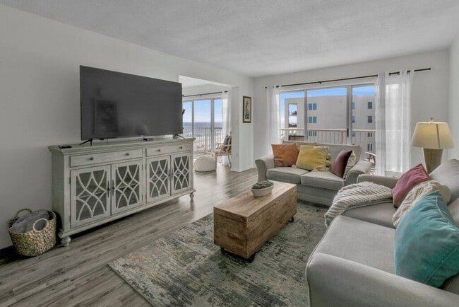 Building Photo - 790 Santa Rosa Blvd Unit SI ID1501997P