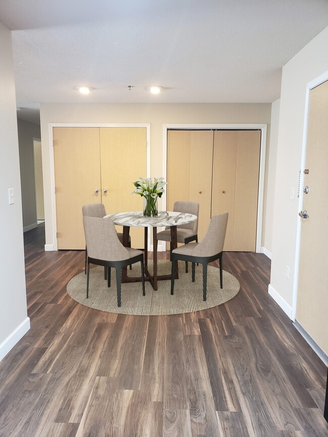 Photo - Campus Place Apartments