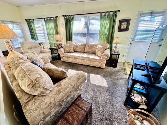 Photo - 590 Nettles Blvd Unit SI ID1537486P