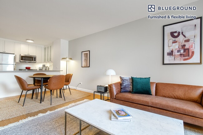 Photo - 60 W 66th St Unit FL17-ID415