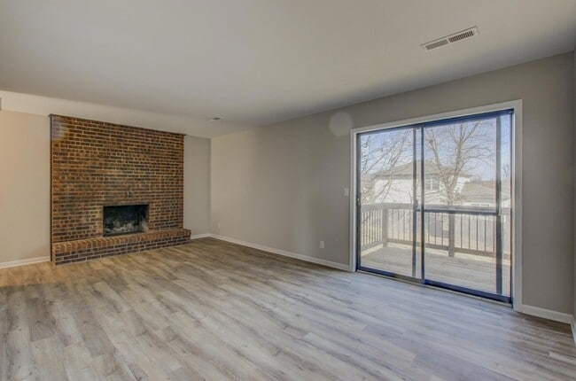 Photo - 460 N Shiloh Ave Unit 462