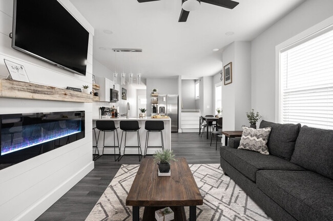 Building Photo - 2838 N Washington Blvd Unit ID1303773P