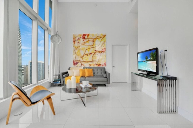 Photo - 485 Brickell Ave Unit SI ID1520396P