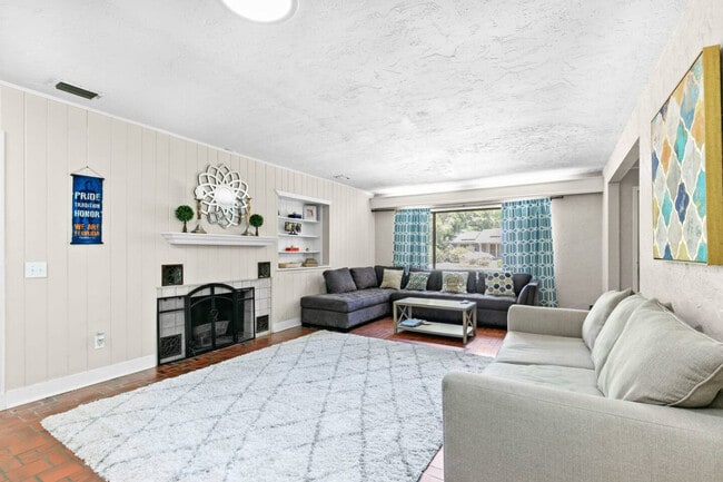 Photo - 1929 NW 7th Ln Unit ID1359134P