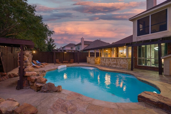 Building Photo - 4417 Teal Ct Unit ID1056406P