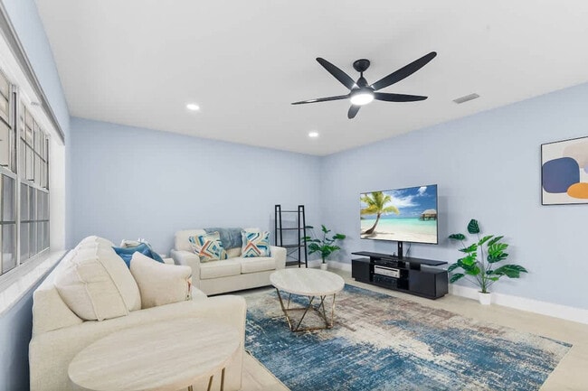 Photo - 2424 NE 9th St Unit ID1323128P