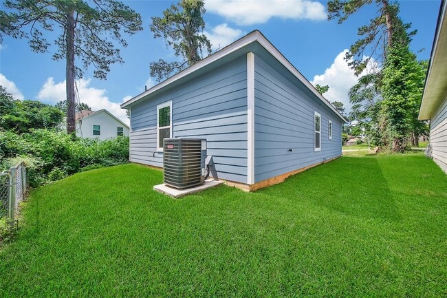 Photo - 16713 E Ivanhoe St