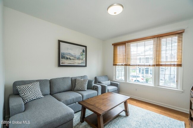 Photo - 41 Walton St