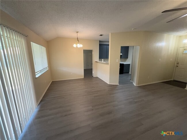 Photo - 4303 Fawn Dr