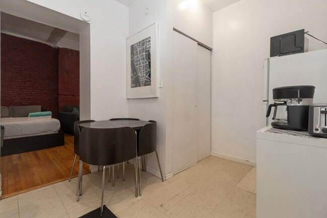 Photo - 329 E 94th St Unit SI ID1032023P