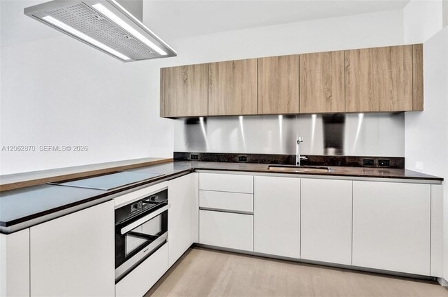 Photo - 1000 Brickell Plaza Unit 1904