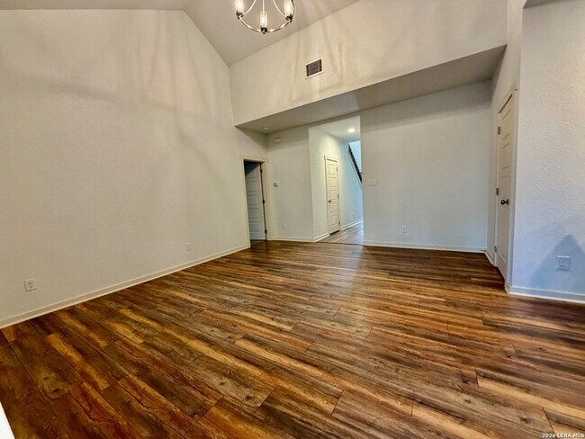 Photo - 1513 Winding Creek Trail