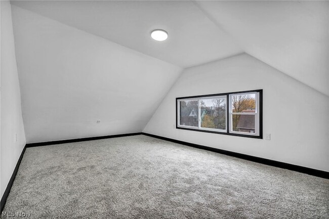 Photo - 12001 Oakview Ave Unit UP