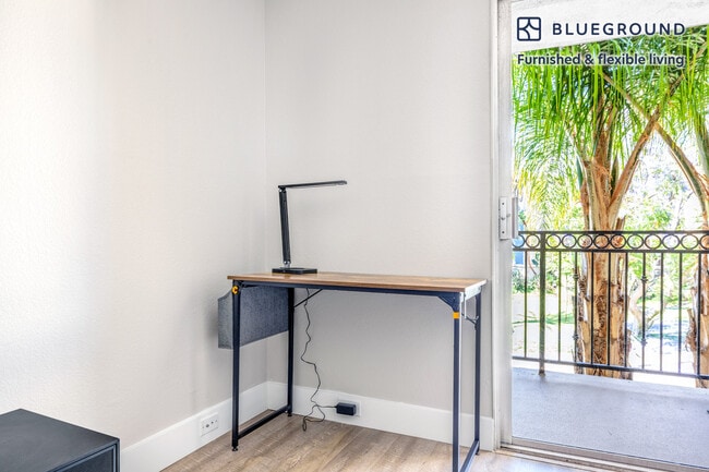 Photo - 4522 Woodman Ave Unit FL2-ID452