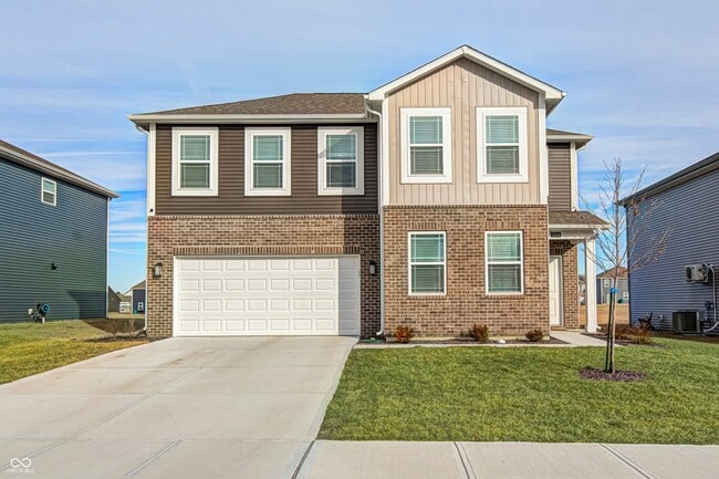 Building Photo - 2214 Warbler St