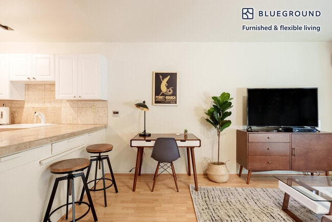 Photo - 572 Channing Ave Unit SI FL0-ID1646