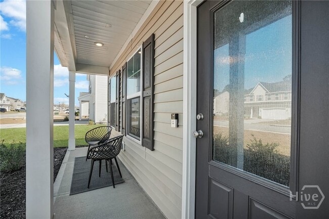 Photo - 1379 Waybridge Way