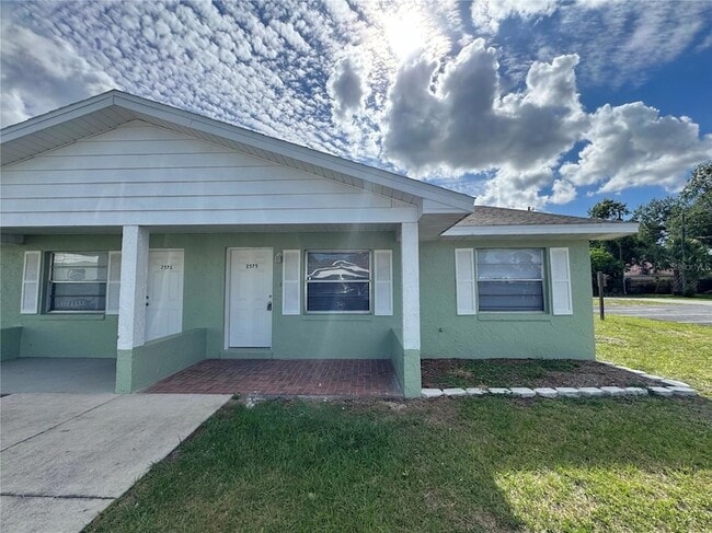 Building Photo - 2575 Elm Ave