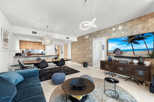 Building Photo - 1000 Brickell Plaza Unit 4705