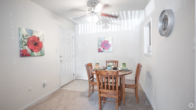 2BR,1BA,-800SF - The Connelly