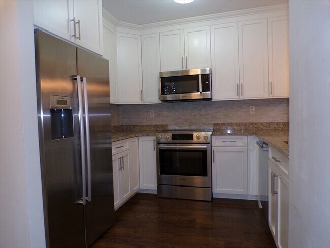 Photo - 1 Cityview Ln Unit 214