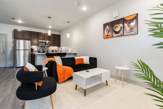 Building Photo - 3930 Westcliff Rd Unit ID1228619P