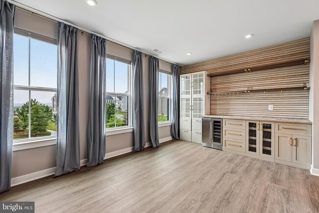 Photo - 1735 Dunnington Pl