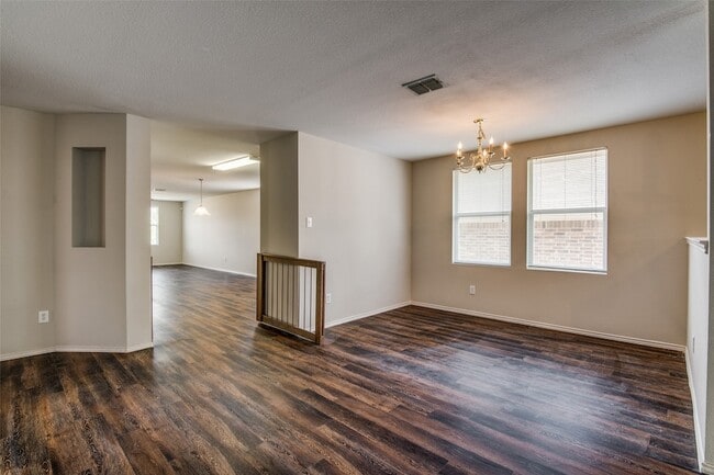 Photo - 12638 Vandelia St