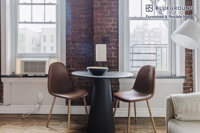 Photo - 51 Leroy St Unit FL4-ID1562