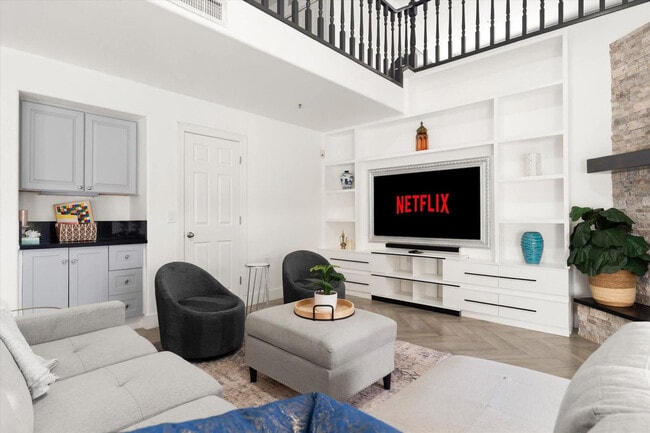 Building Photo - 11264 N 128th Pl Unit ID1356268P