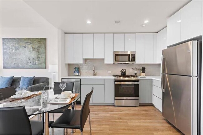 Photo - 57 Bank St Unit ID1040036P