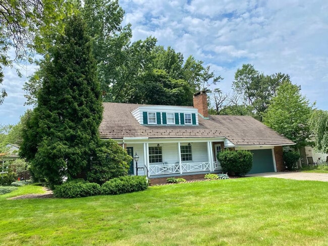 Photo - 1310 Forest Hills Blvd Unit ID1057681P