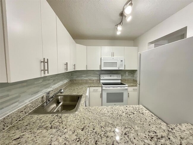 Photo - 9517 Fontainebleau Blvd Unit 601-105