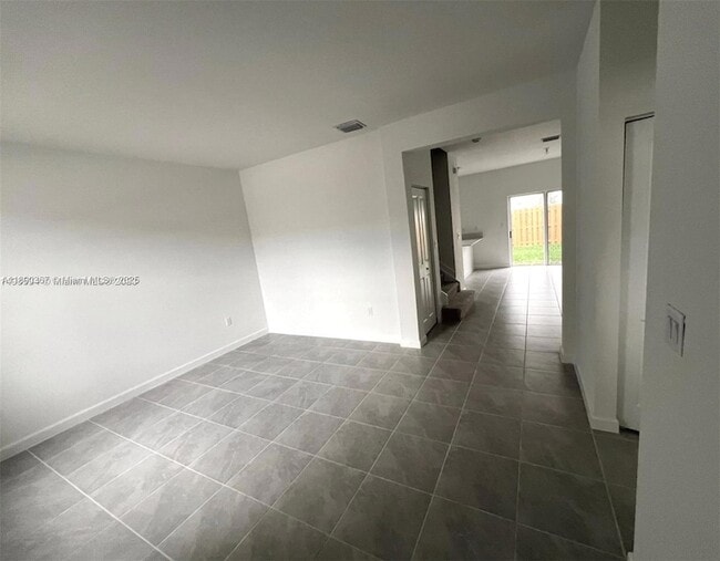 Photo - 16243 SW 292nd St