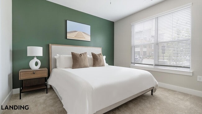Photo - 5020 James Bradley Lee Wy Unit 7010-101